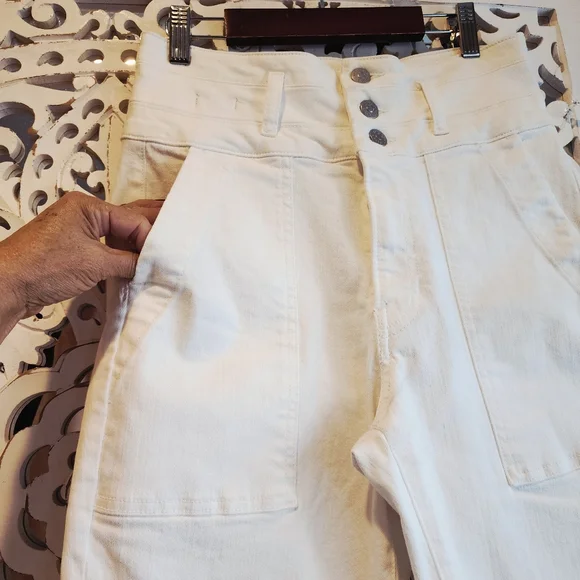 VERONICA BEARD LOGAN STRAIGHT LEG JEANS WHITE COLOR WONENS SIZE 28 - Picture 5 of 15